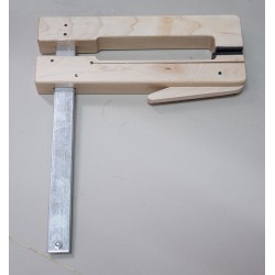 แคลมป์สำหรับช่างกีต้าร์  ลึก 17.5 cm. แคลมป์สำหรับช่างกีต้าร์  ลึก 17.5 cm.